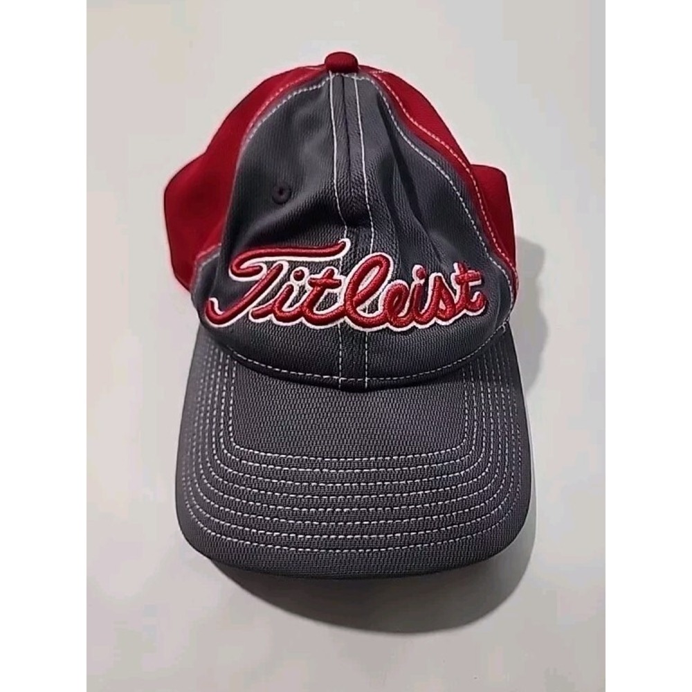 Titleist Golf Hat Adult Grey/Red Adjustable Strapback Dad Baseball Cap